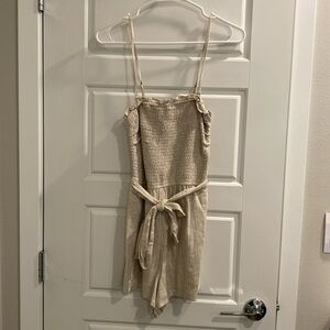 Beige romper